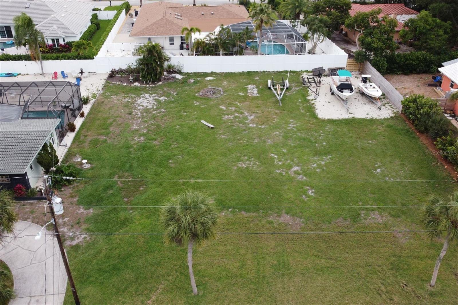 SOUTHPOINTE SHORES - Land