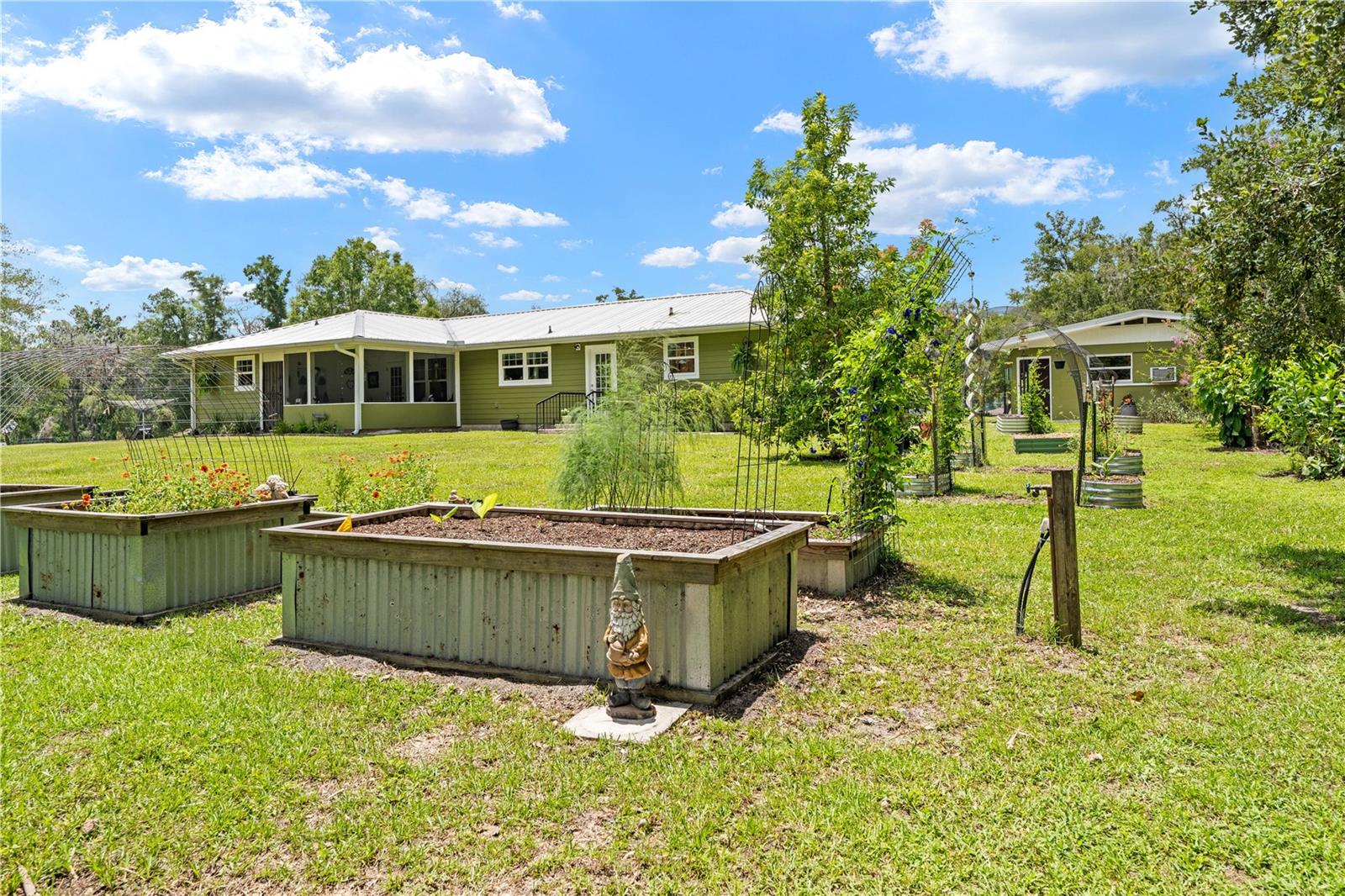 ACREAGE - Residential