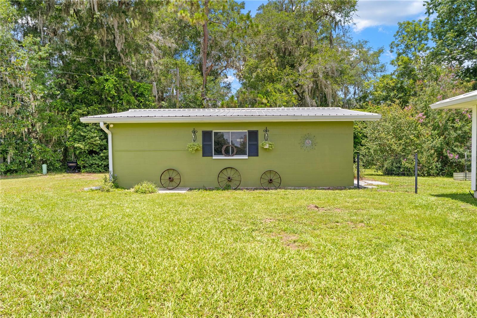 ACREAGE - Residential