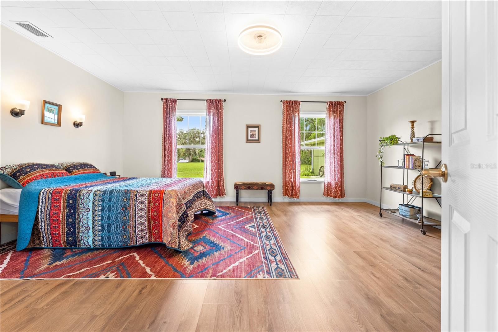 ACREAGE - Residential