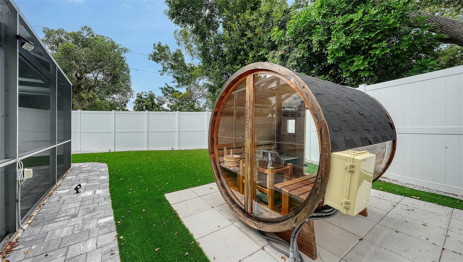 SOUTH GATE - Residential