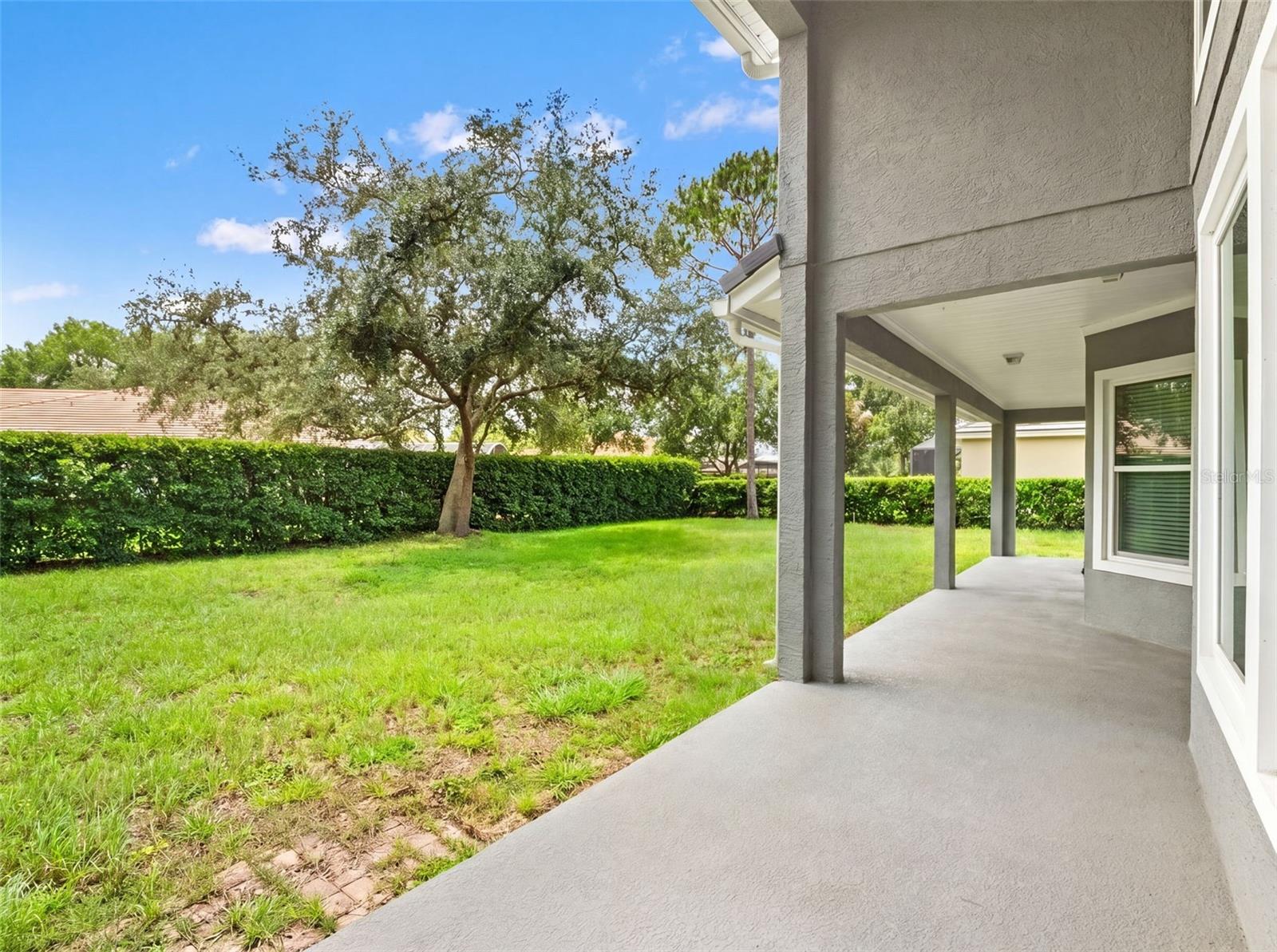 HEATHROW COUNTRY ESTATE - Residential