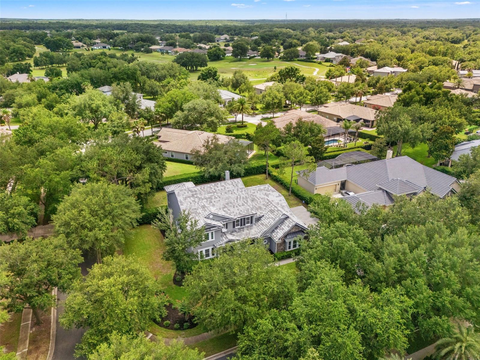 HEATHROW COUNTRY ESTATE - Residential