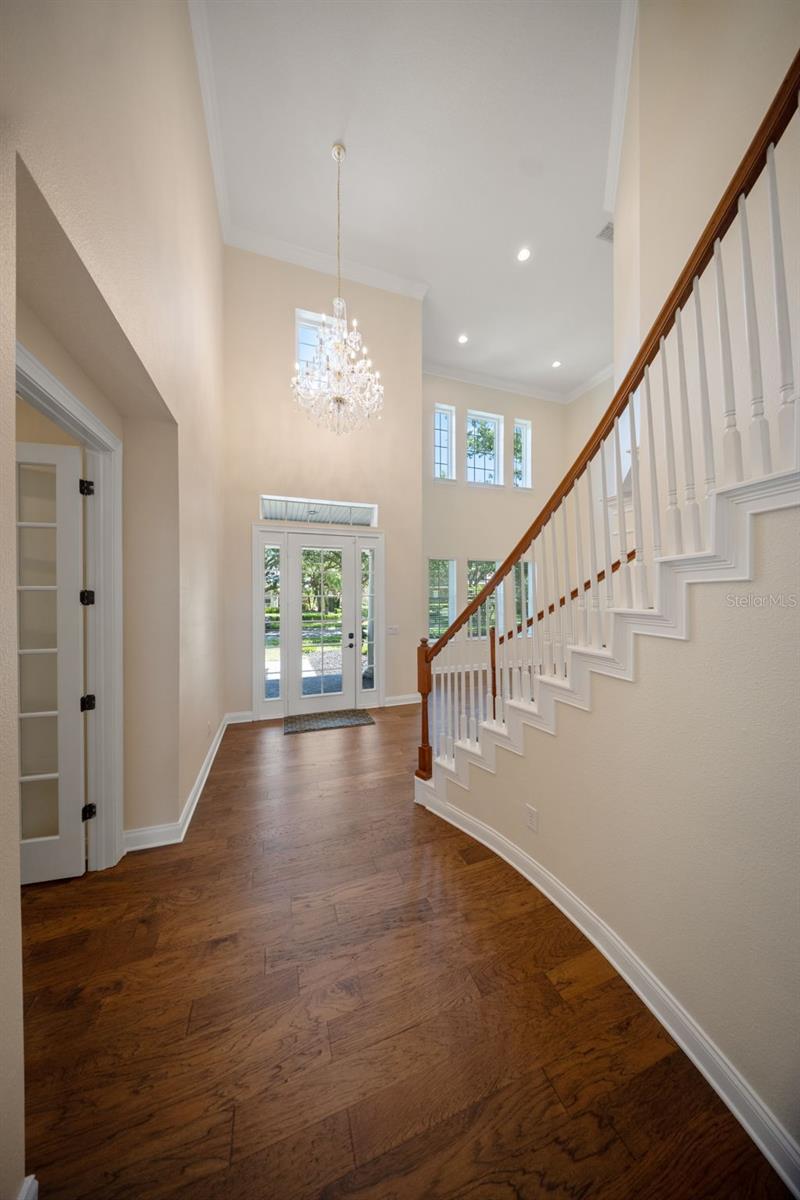 HEATHROW COUNTRY ESTATE - Residential