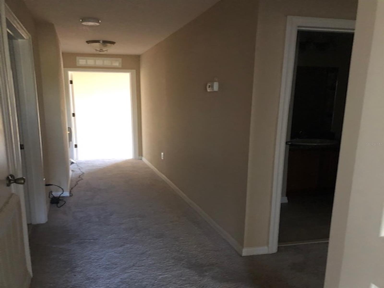 Tuscany Twnhms Ph 01 - Residential Lease