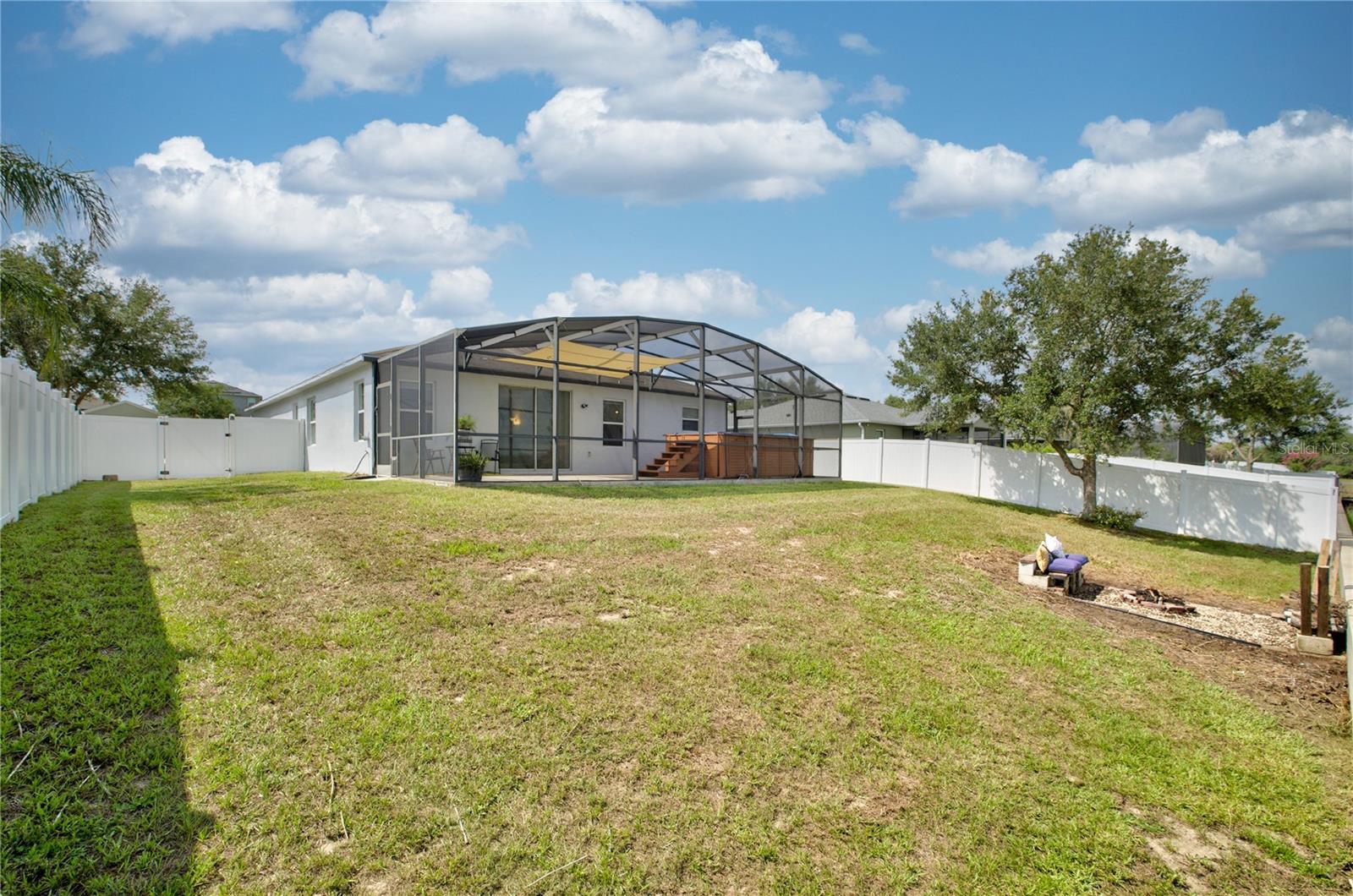 EAGLE POINTE PH I - Residential