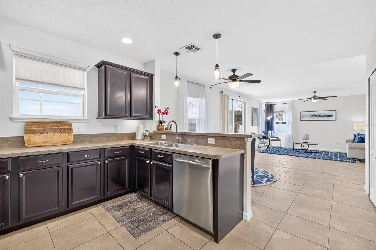 EAGLE POINTE PH I - Residential