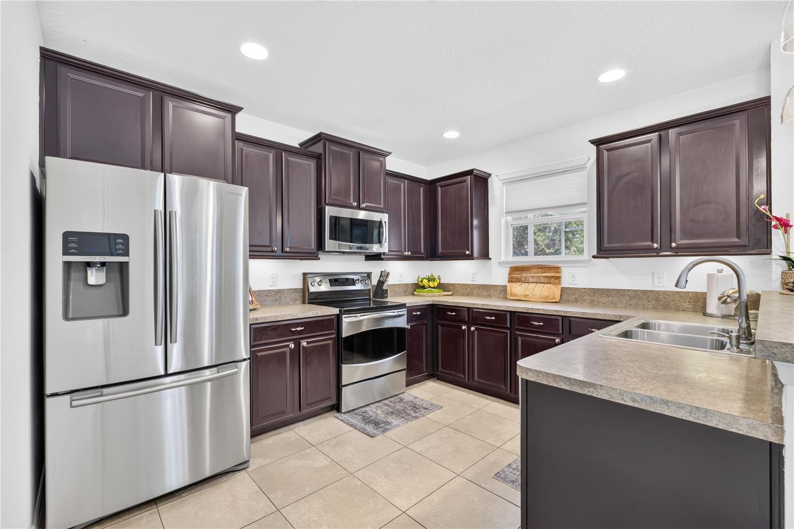 EAGLE POINTE PH I - Residential