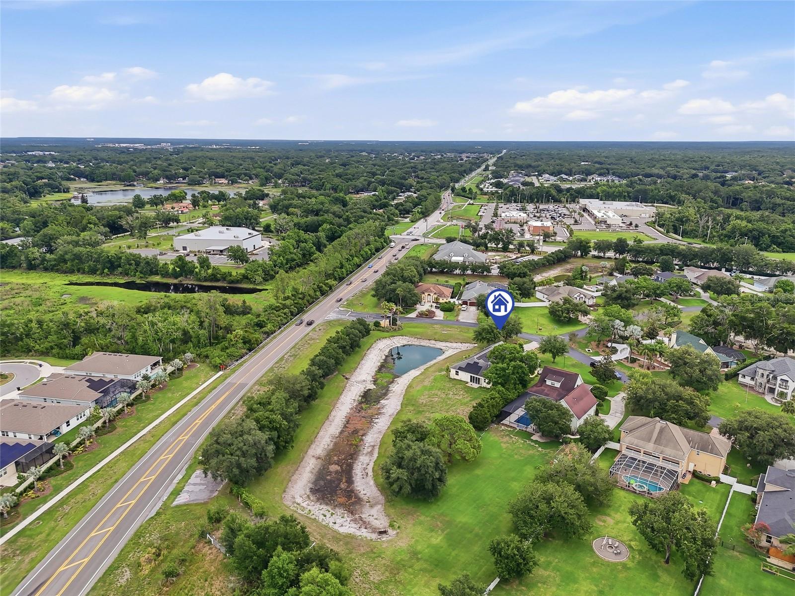 LINCOLNWOOD ESTATES - Residential