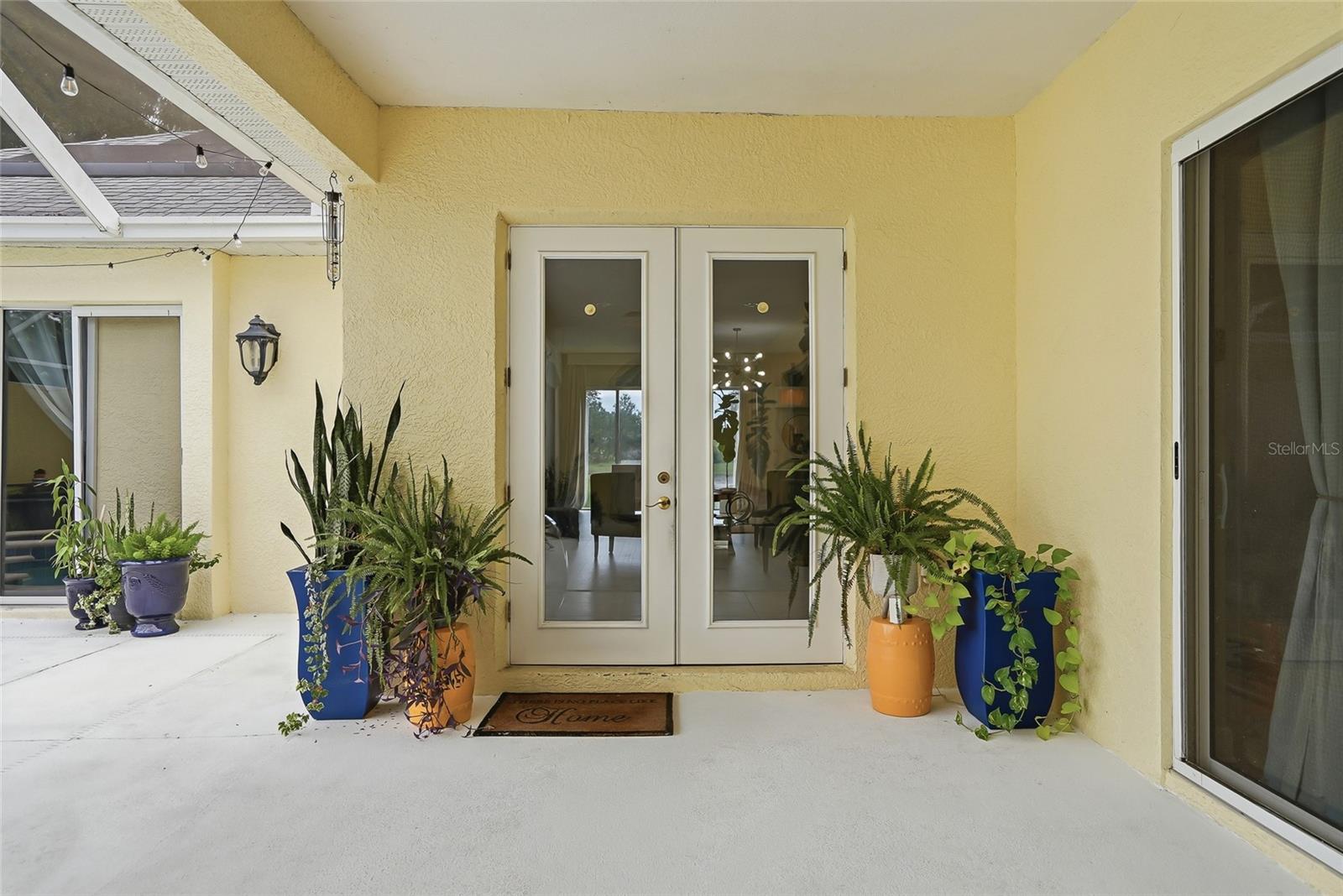 LINCOLNWOOD ESTATES - Residential