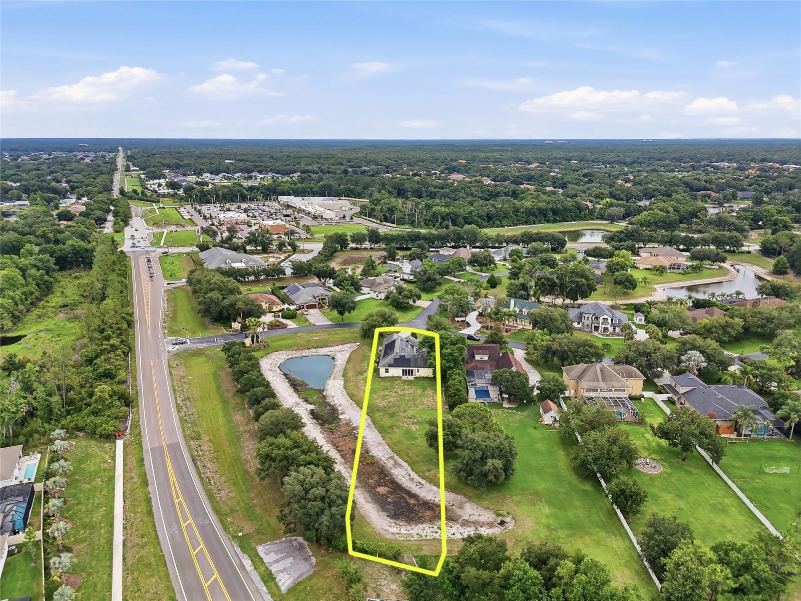 LINCOLNWOOD ESTATES - Residential