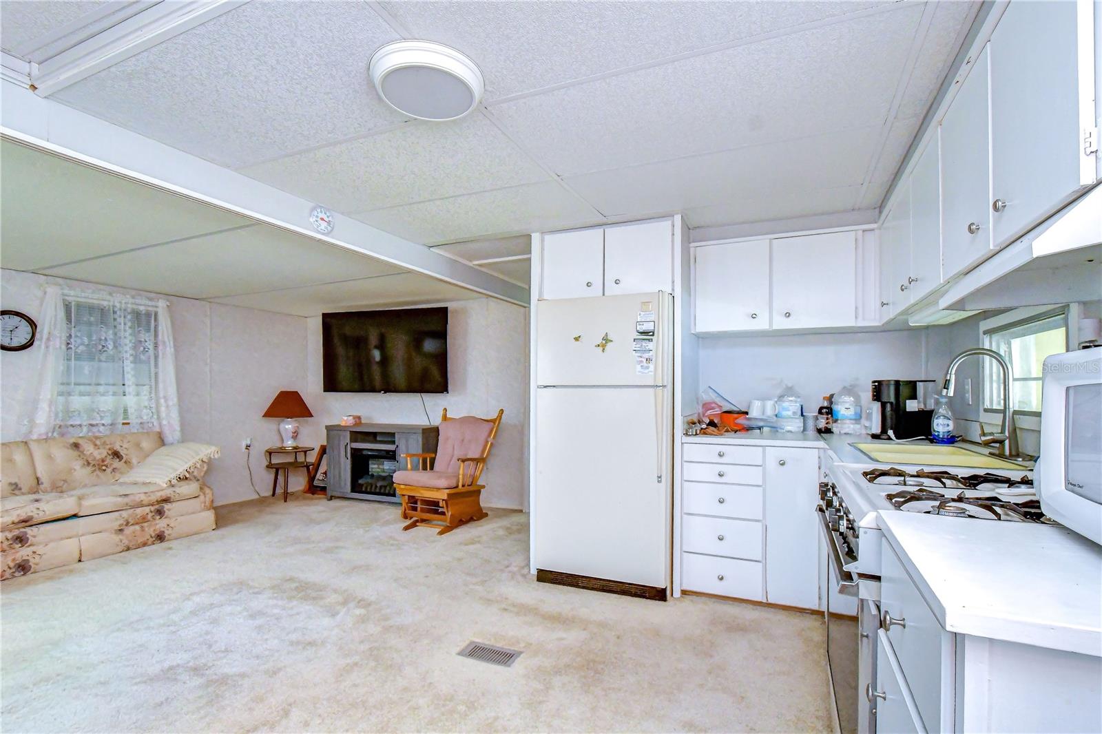 TROPICAL MOBILE PARK - Residential