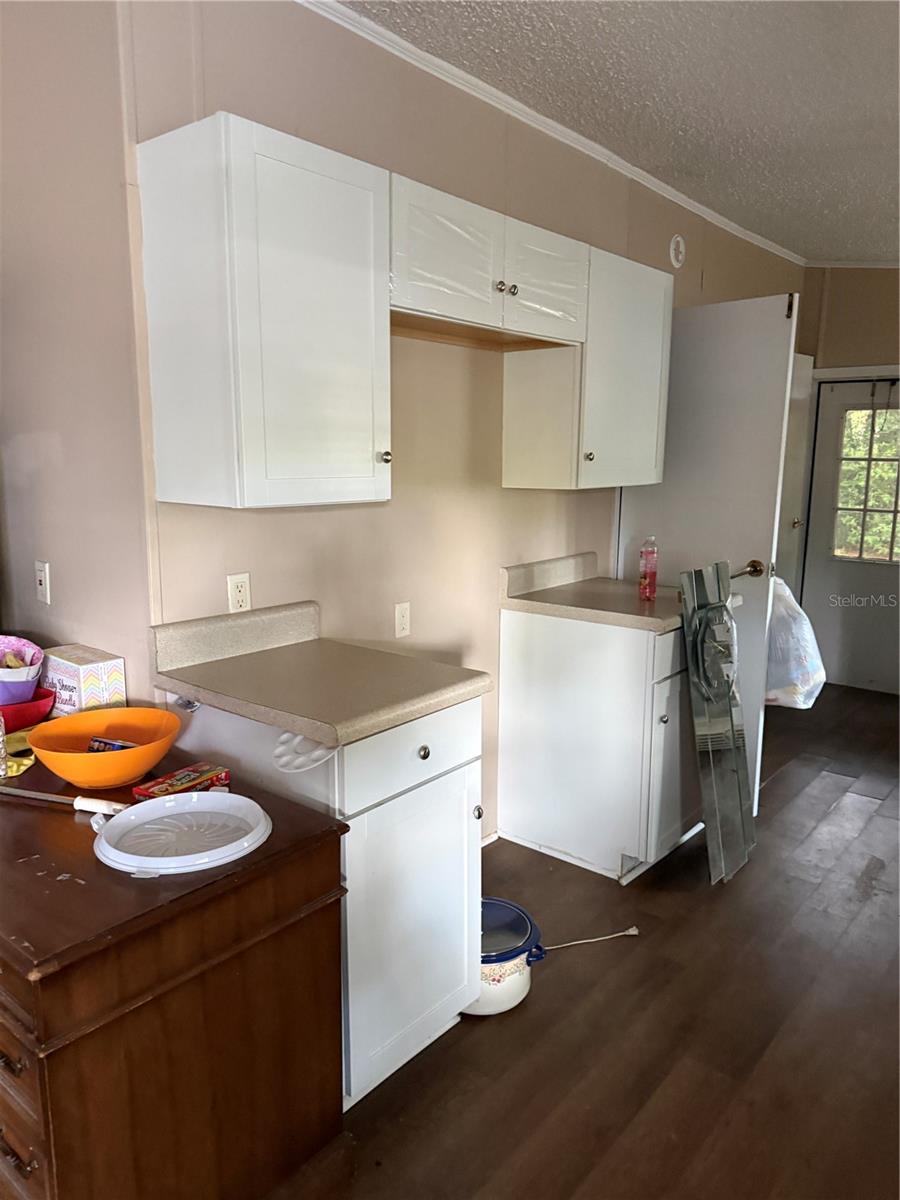 BREEZEWOOD ESTATE - Residential