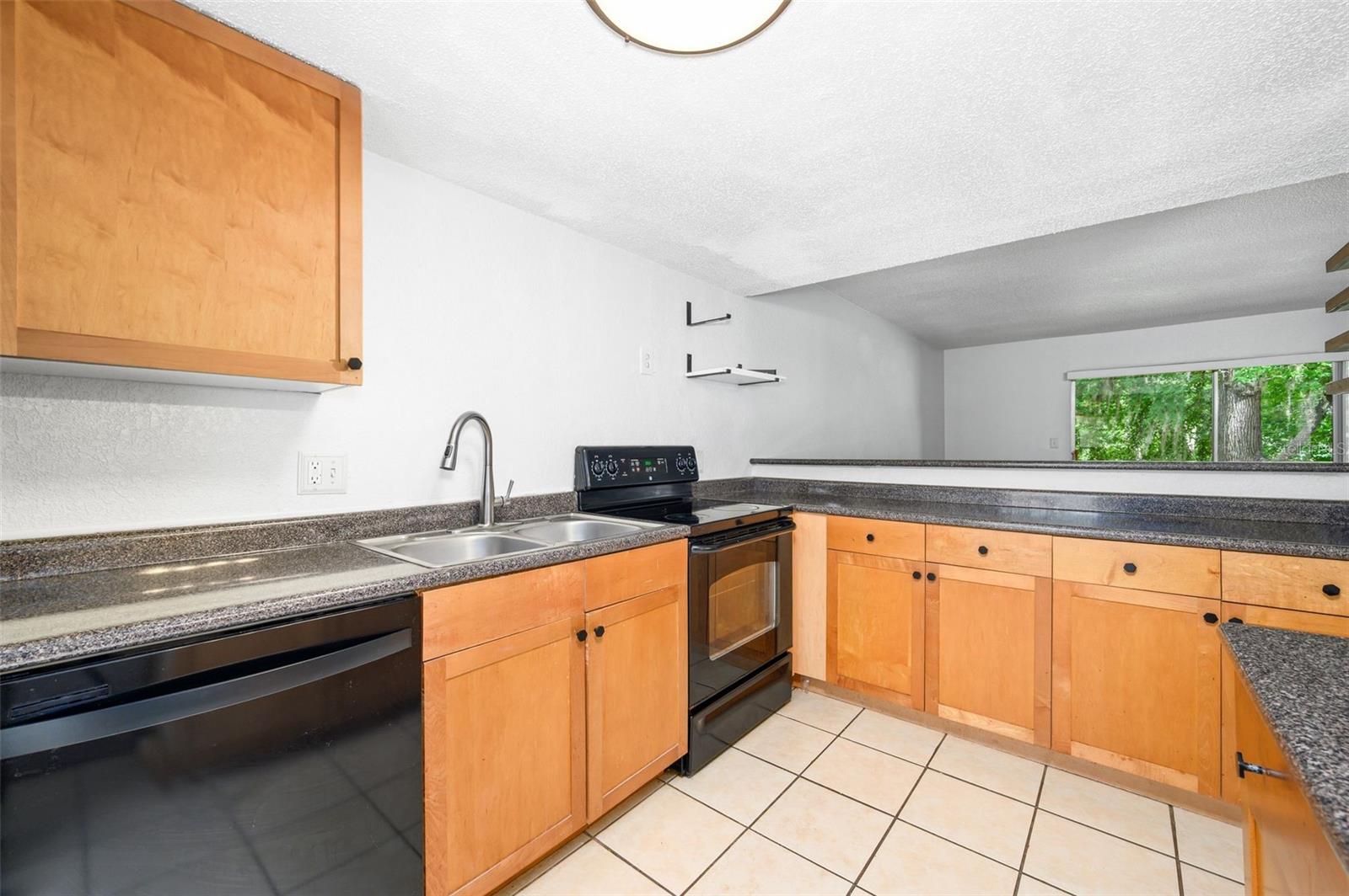 CREEKS EDGE CONDO - Residential