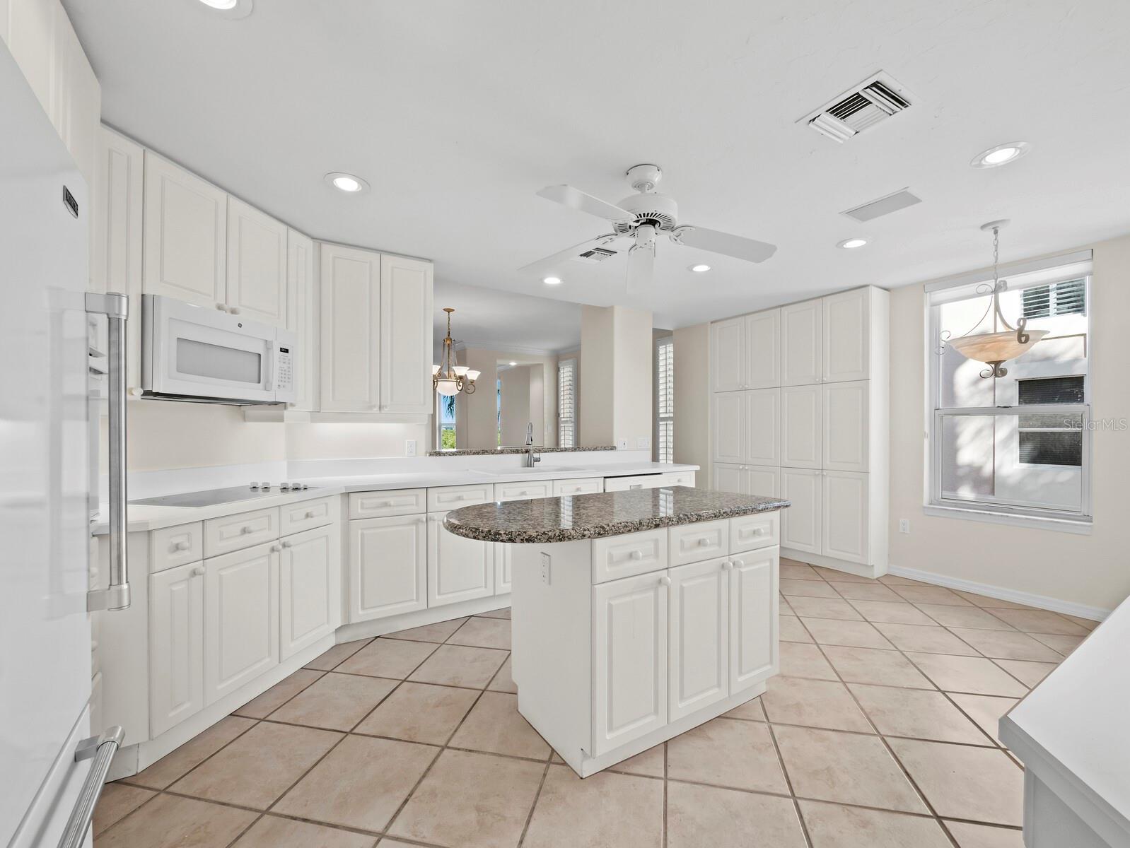 EAGLES POINT AT THE LANDINGS 2 - Residential