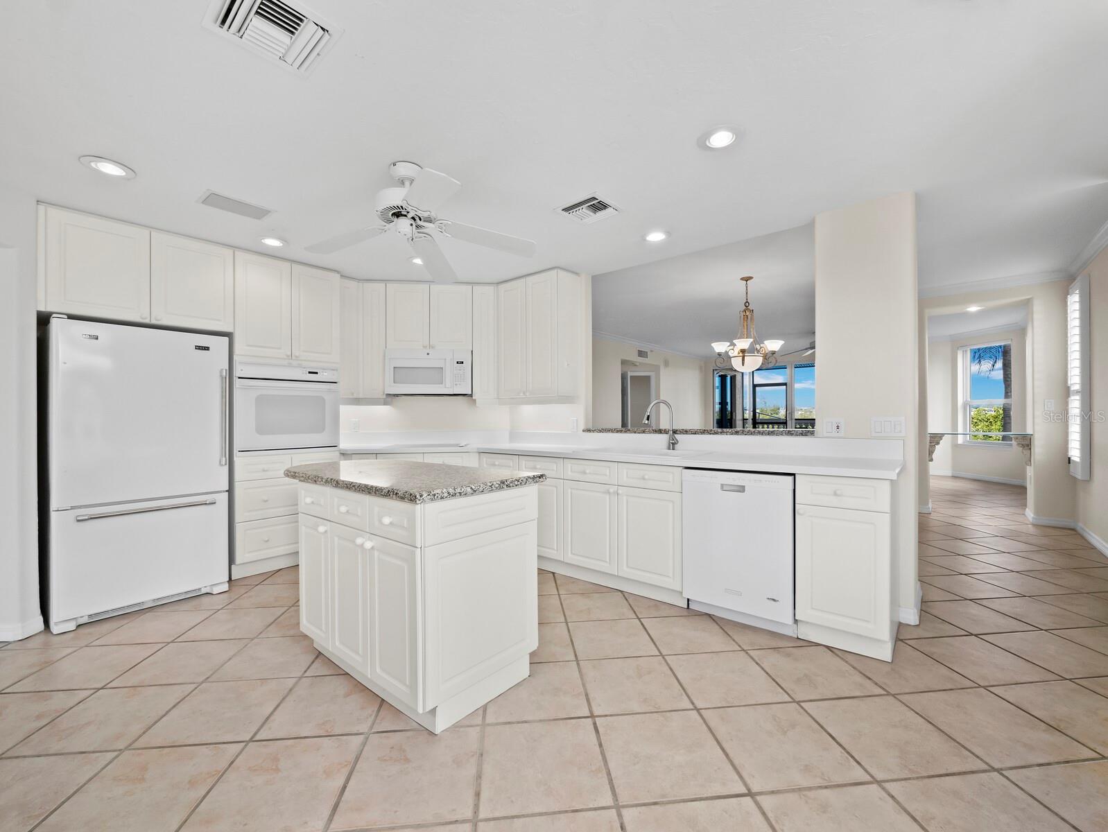 EAGLES POINT AT THE LANDINGS 2 - Residential