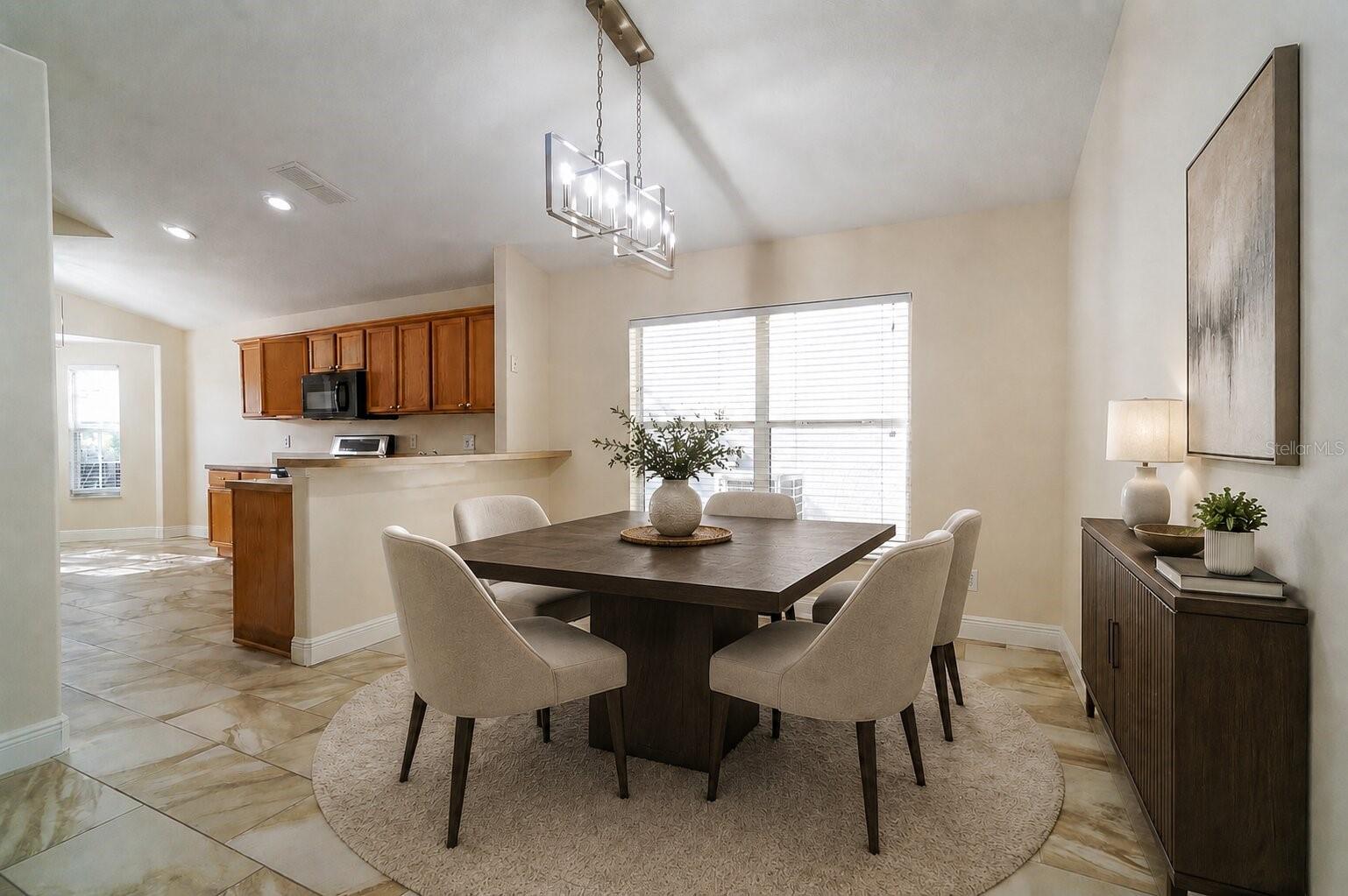 FALCON TRACE - Residential Lease