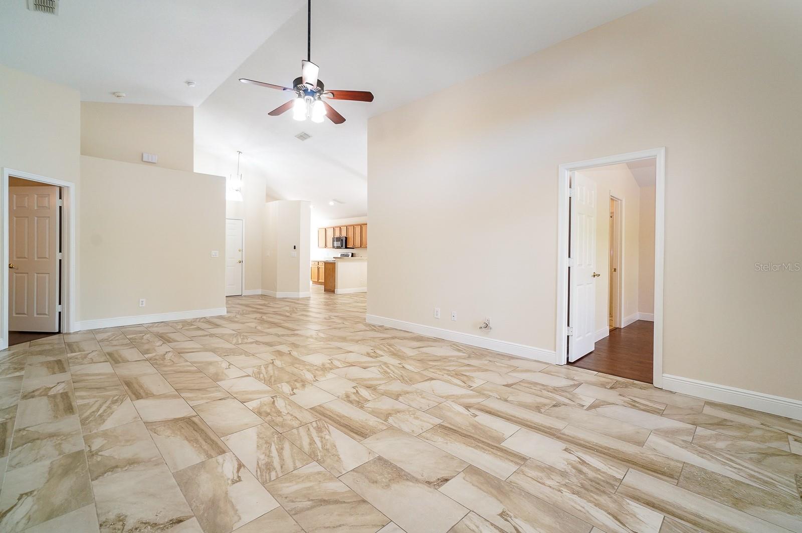 FALCON TRACE - Residential Lease