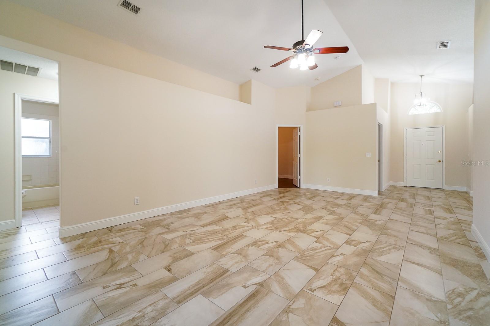 FALCON TRACE - Residential Lease