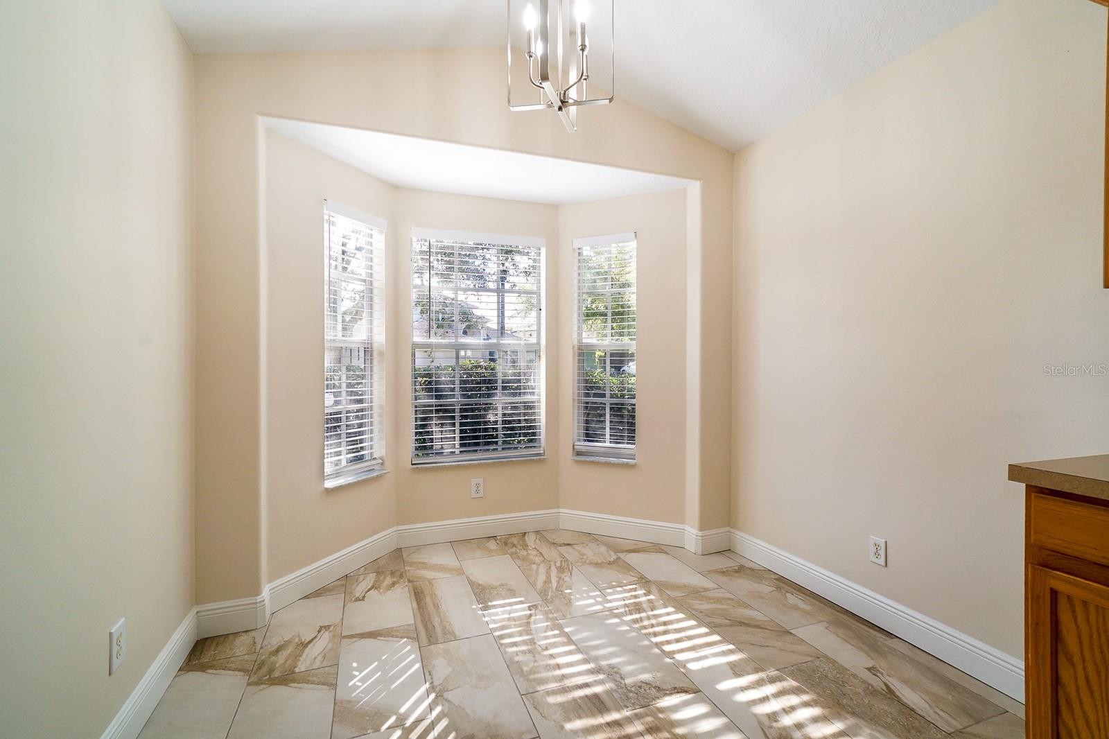 FALCON TRACE - Residential Lease