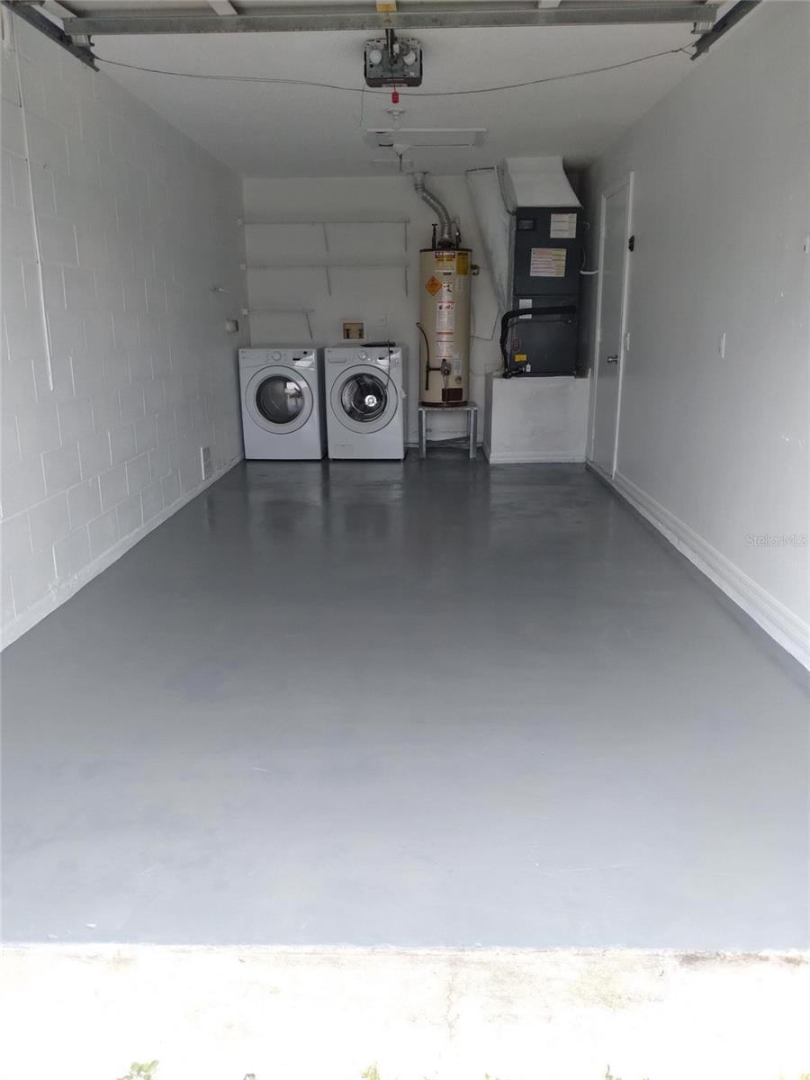 PINE RIDGE HOLLOW EAST PH 01 REP - Residential