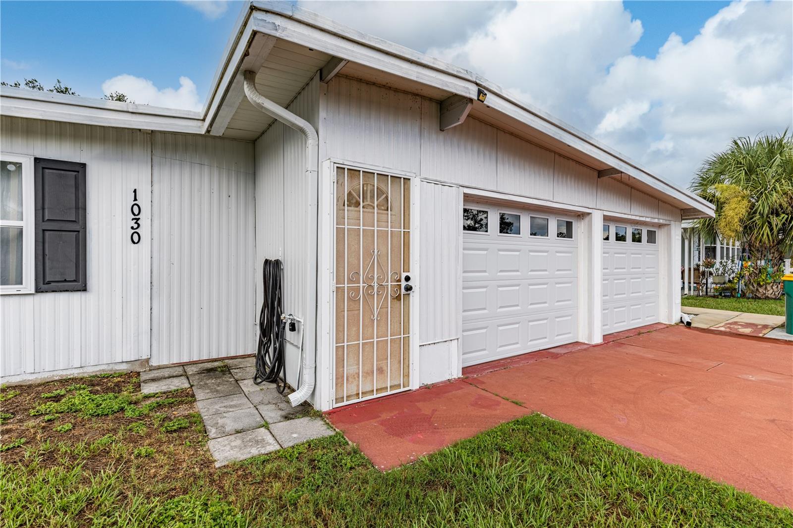 TAVARES LAKE FRANCES ESTATES - Residential