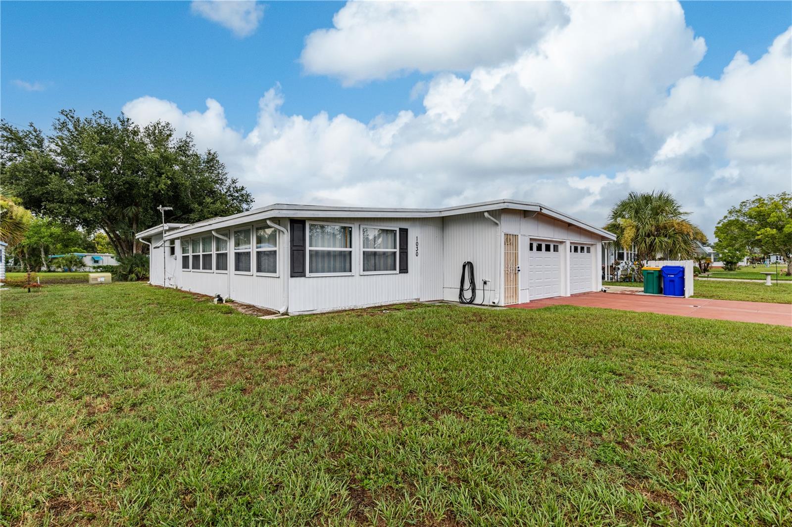 TAVARES LAKE FRANCES ESTATES - Residential