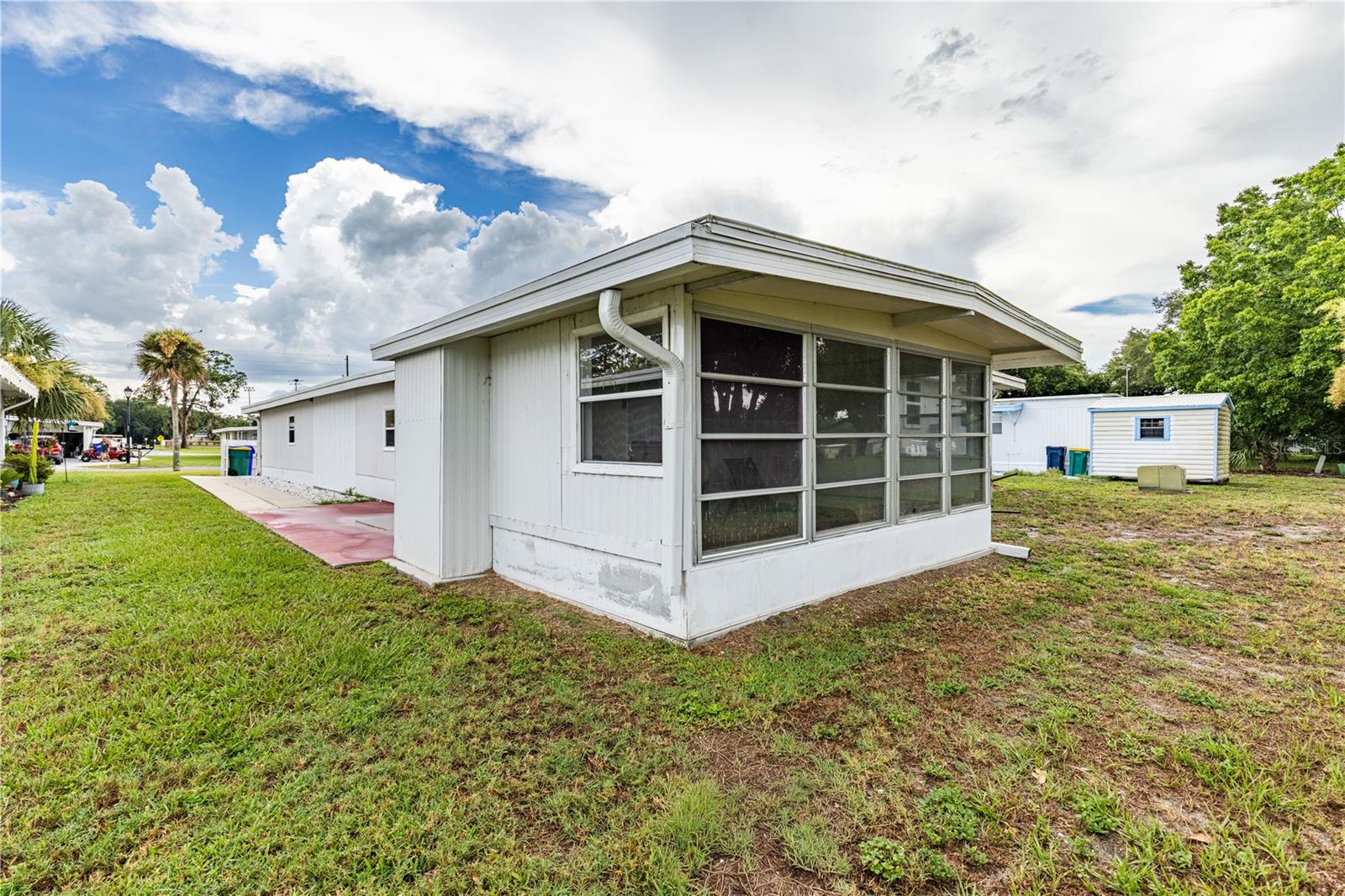 TAVARES LAKE FRANCES ESTATES - Residential
