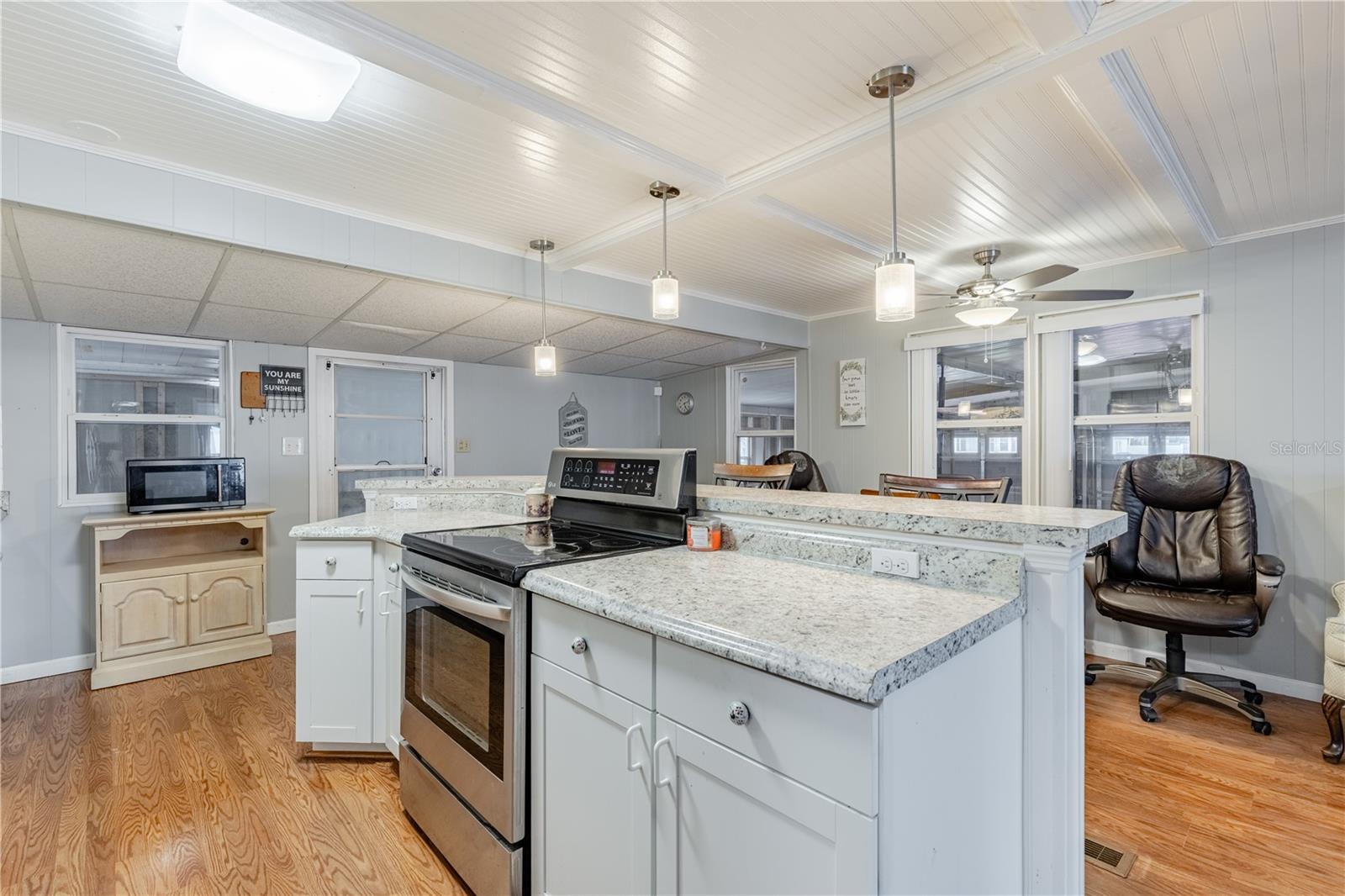 TAVARES LAKE FRANCES ESTATES - Residential