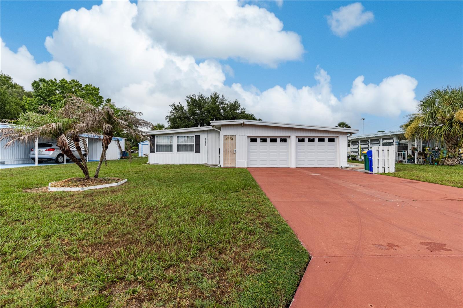TAVARES LAKE FRANCES ESTATES - Residential
