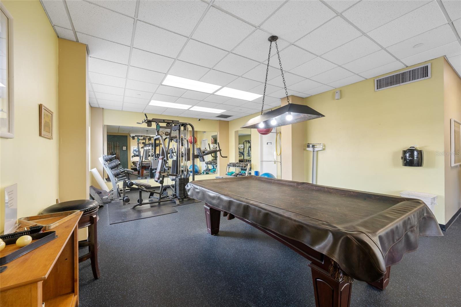 ISLE OF SAND KEY 1 CONDO - Residential
