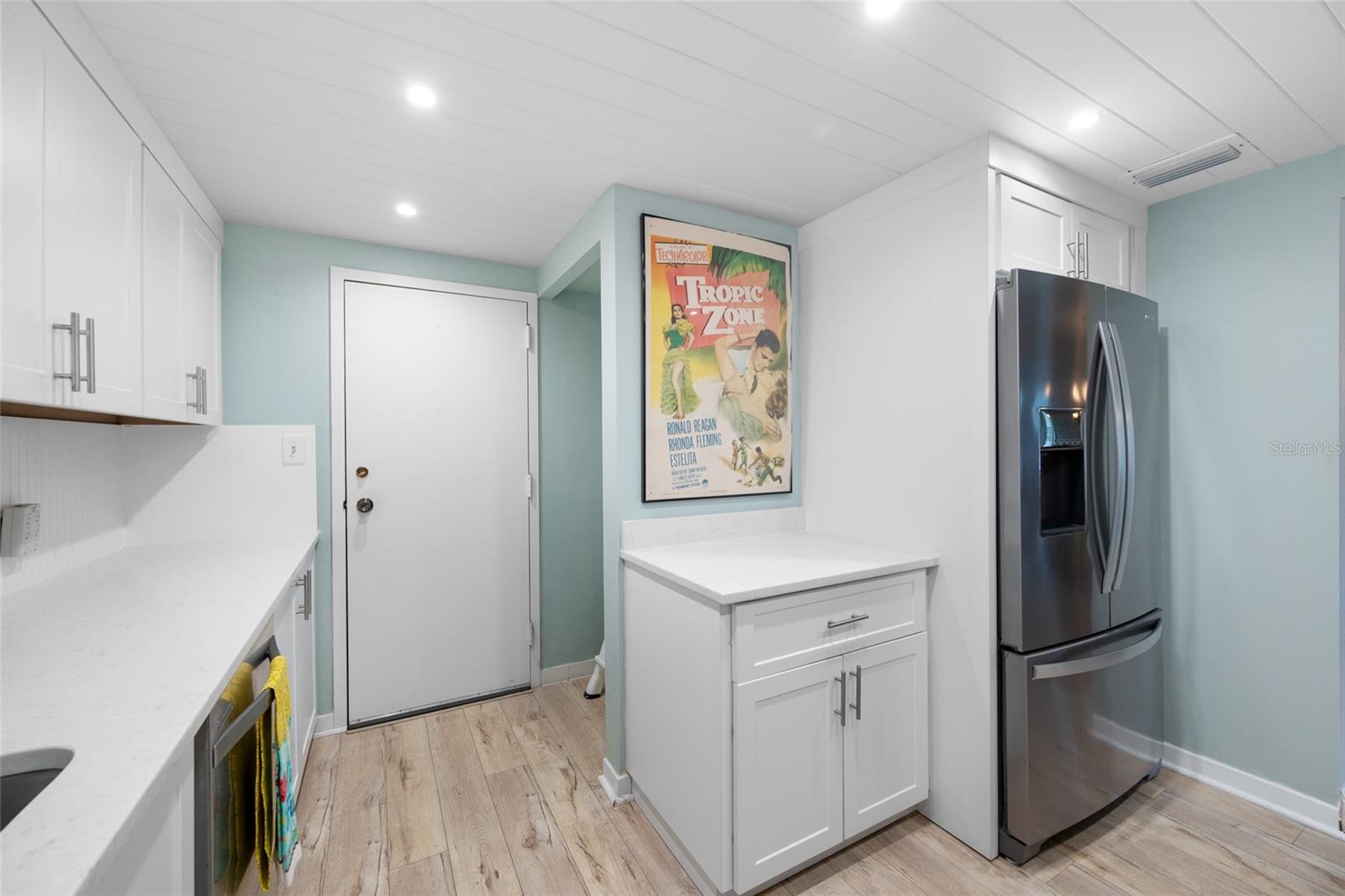ISLE OF SAND KEY 1 CONDO - Residential