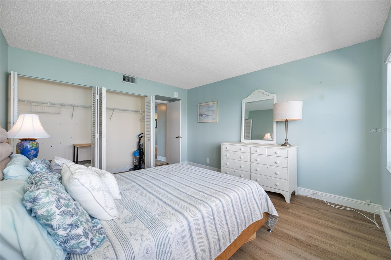 ISLE OF SAND KEY 1 CONDO - Residential