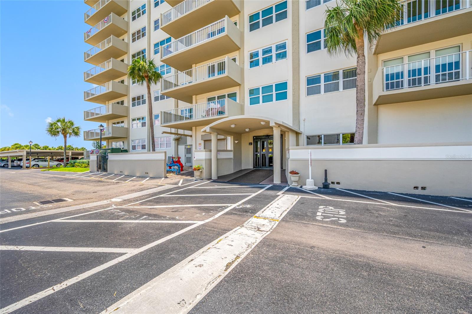 ISLE OF SAND KEY 1 CONDO - Residential