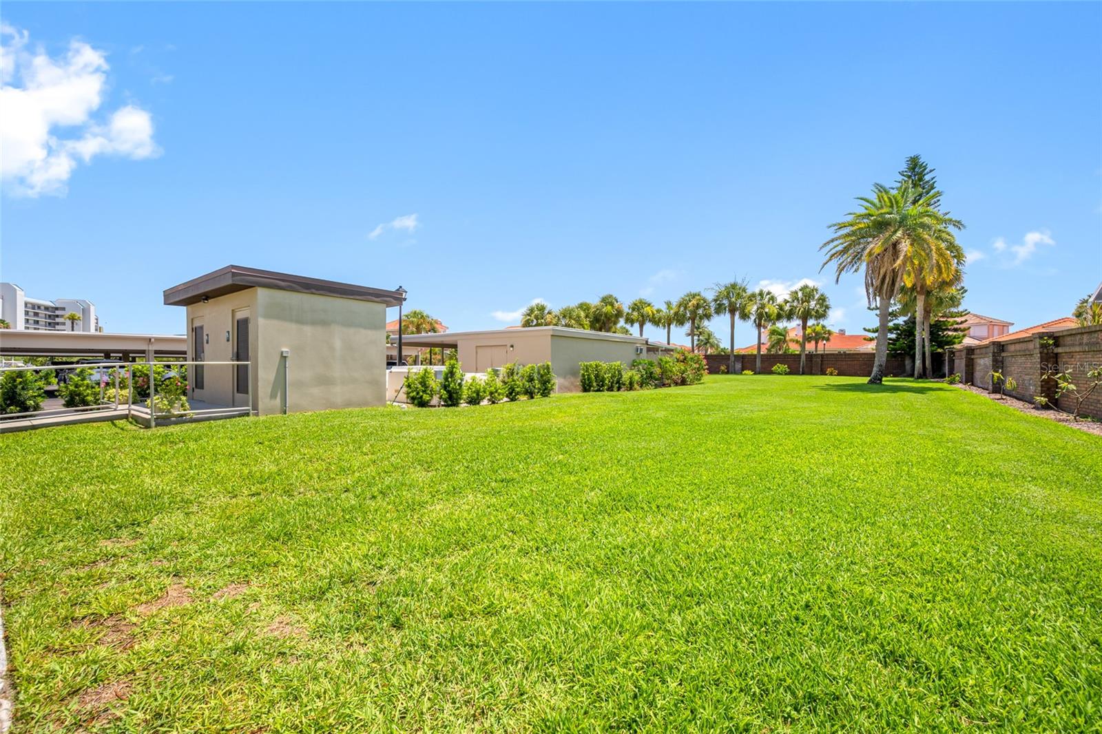 ISLE OF SAND KEY 1 CONDO - Residential