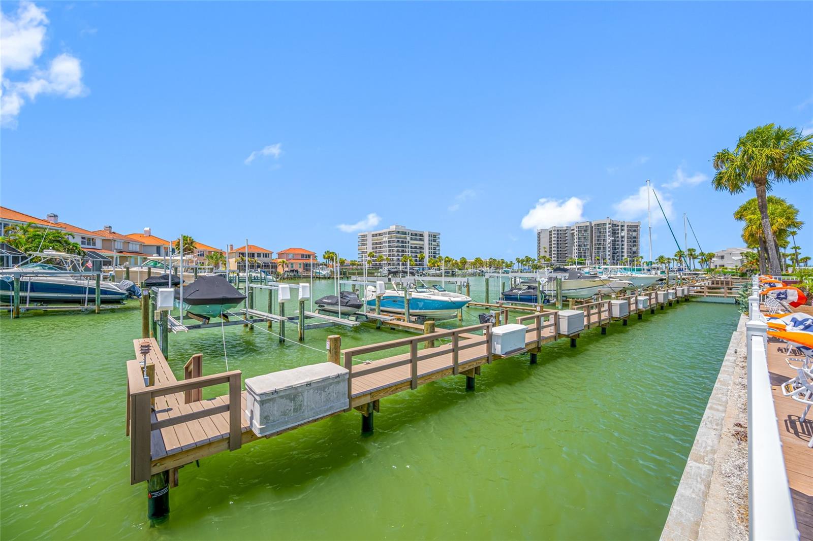 ISLE OF SAND KEY 1 CONDO - Residential