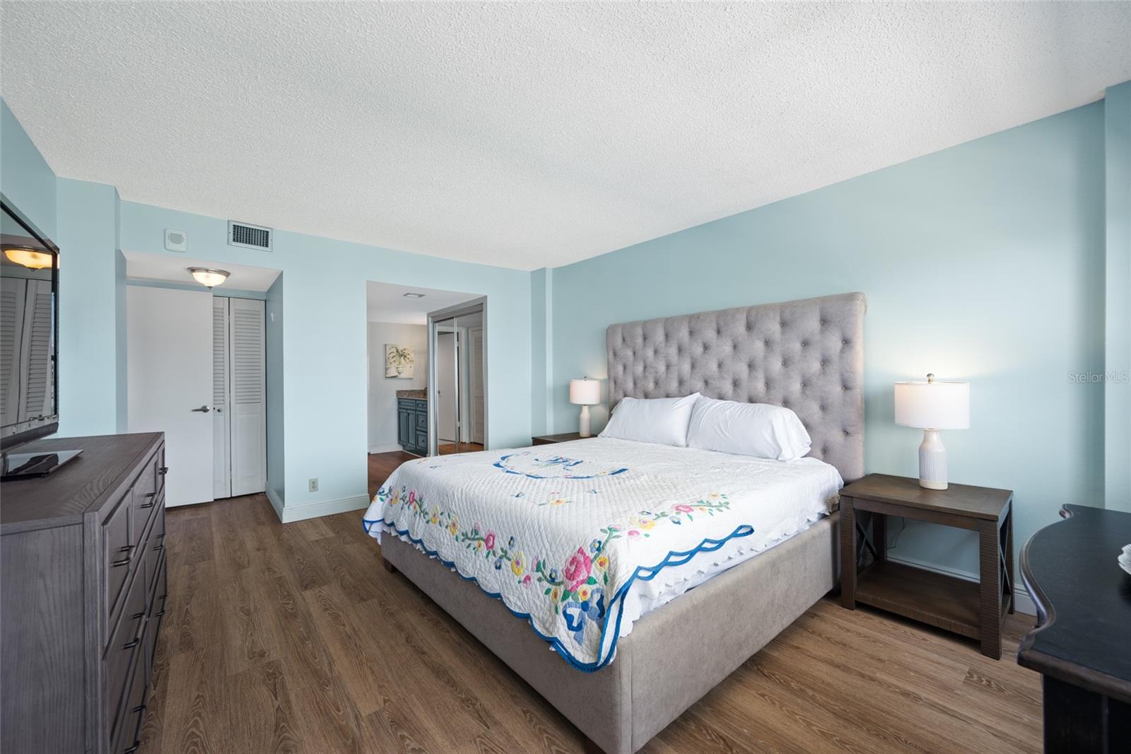 ISLE OF SAND KEY 1 CONDO - Residential