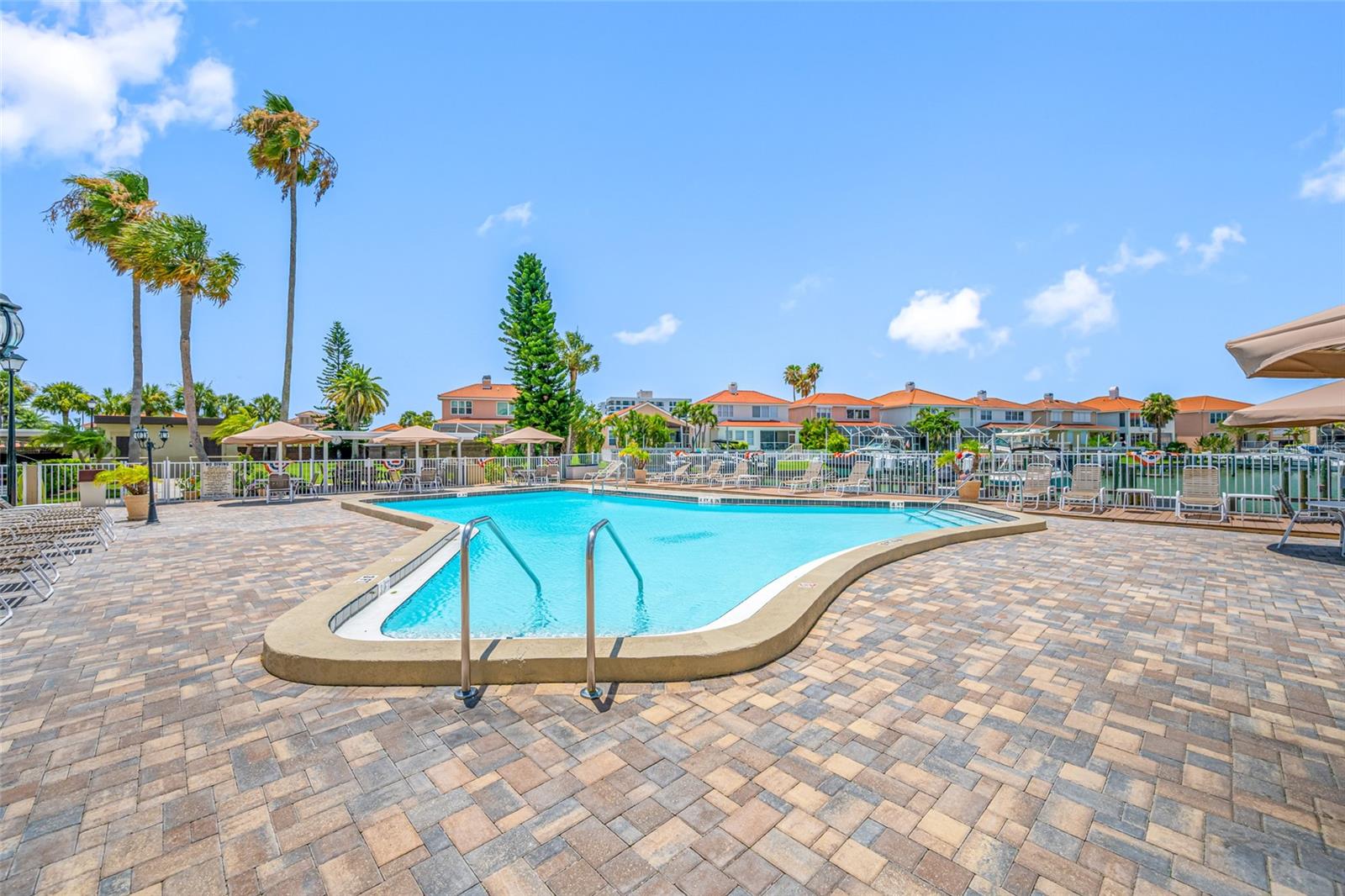 ISLE OF SAND KEY 1 CONDO - Residential