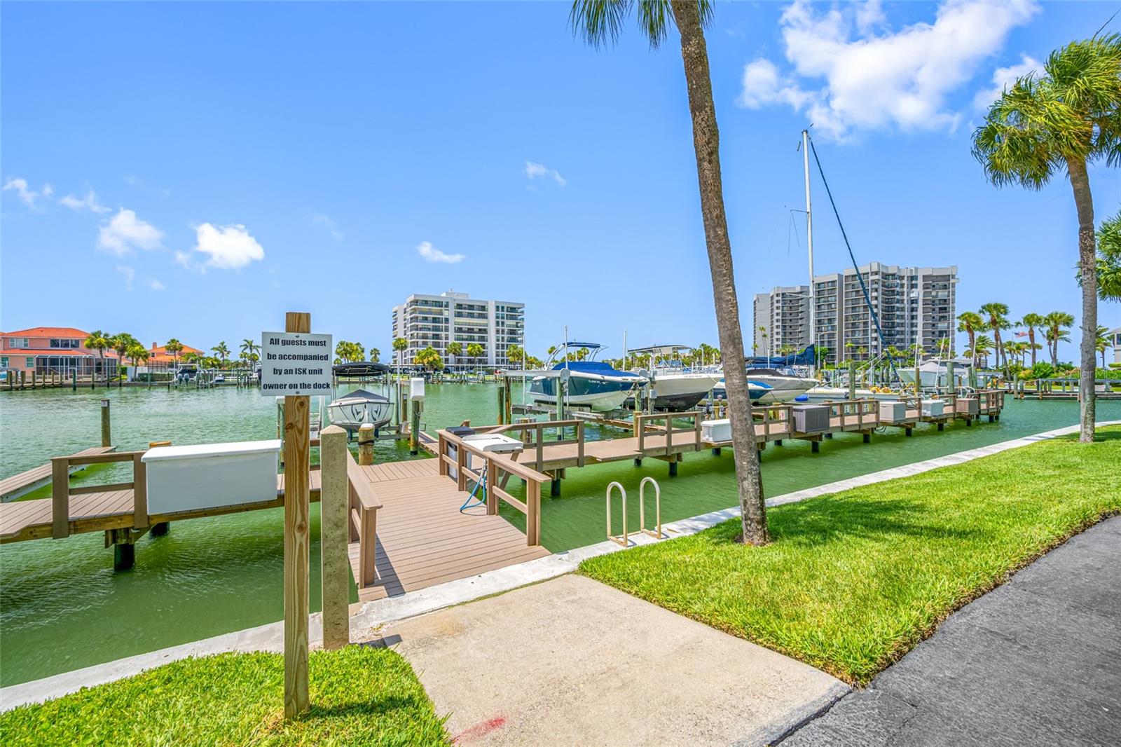 ISLE OF SAND KEY 1 CONDO - Residential