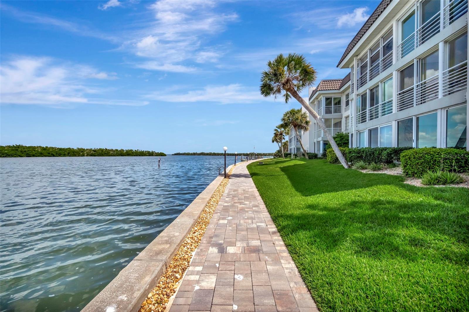LONGBOAT HARBOUR - Residential