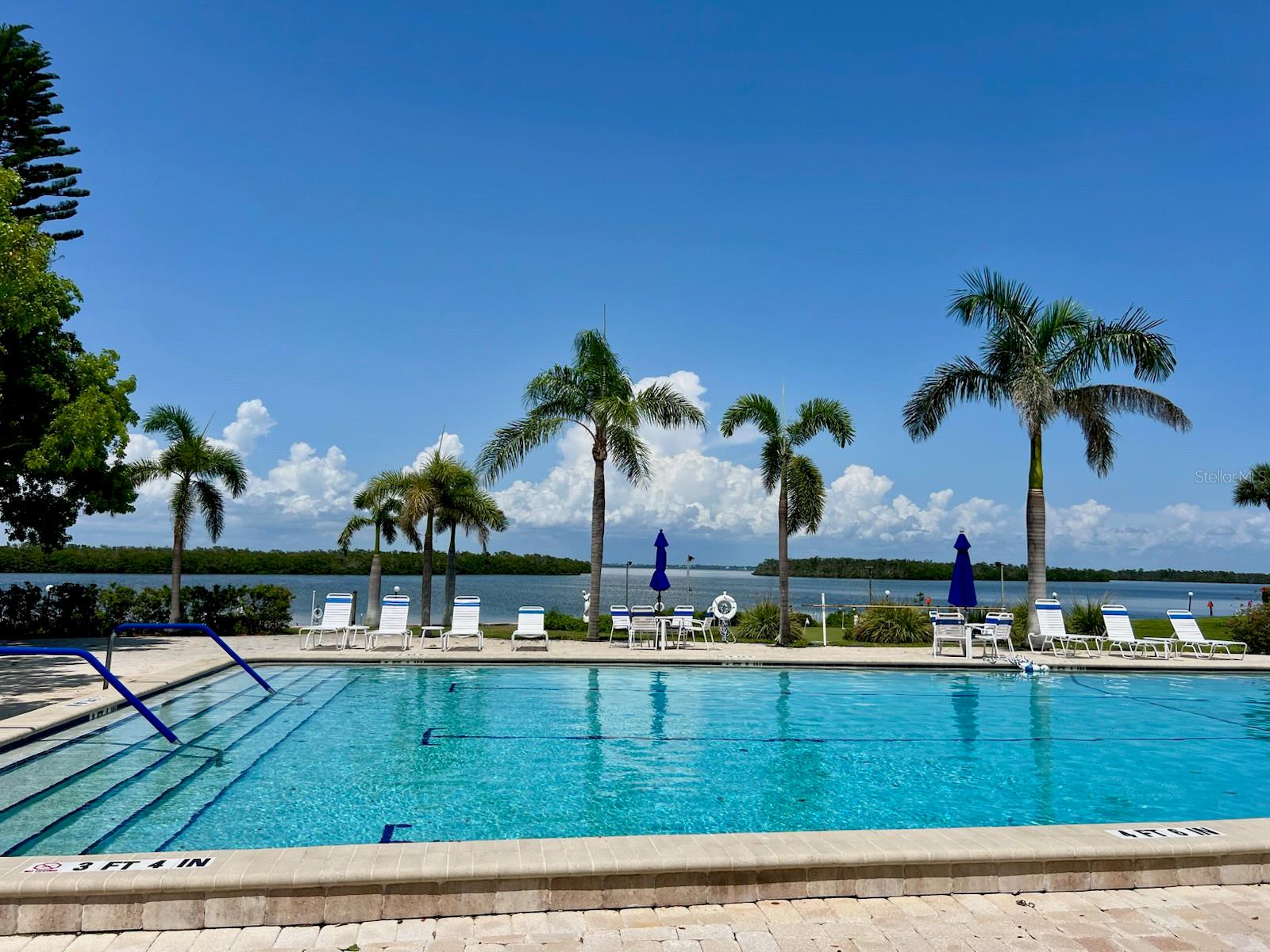 LONGBOAT HARBOUR - Residential