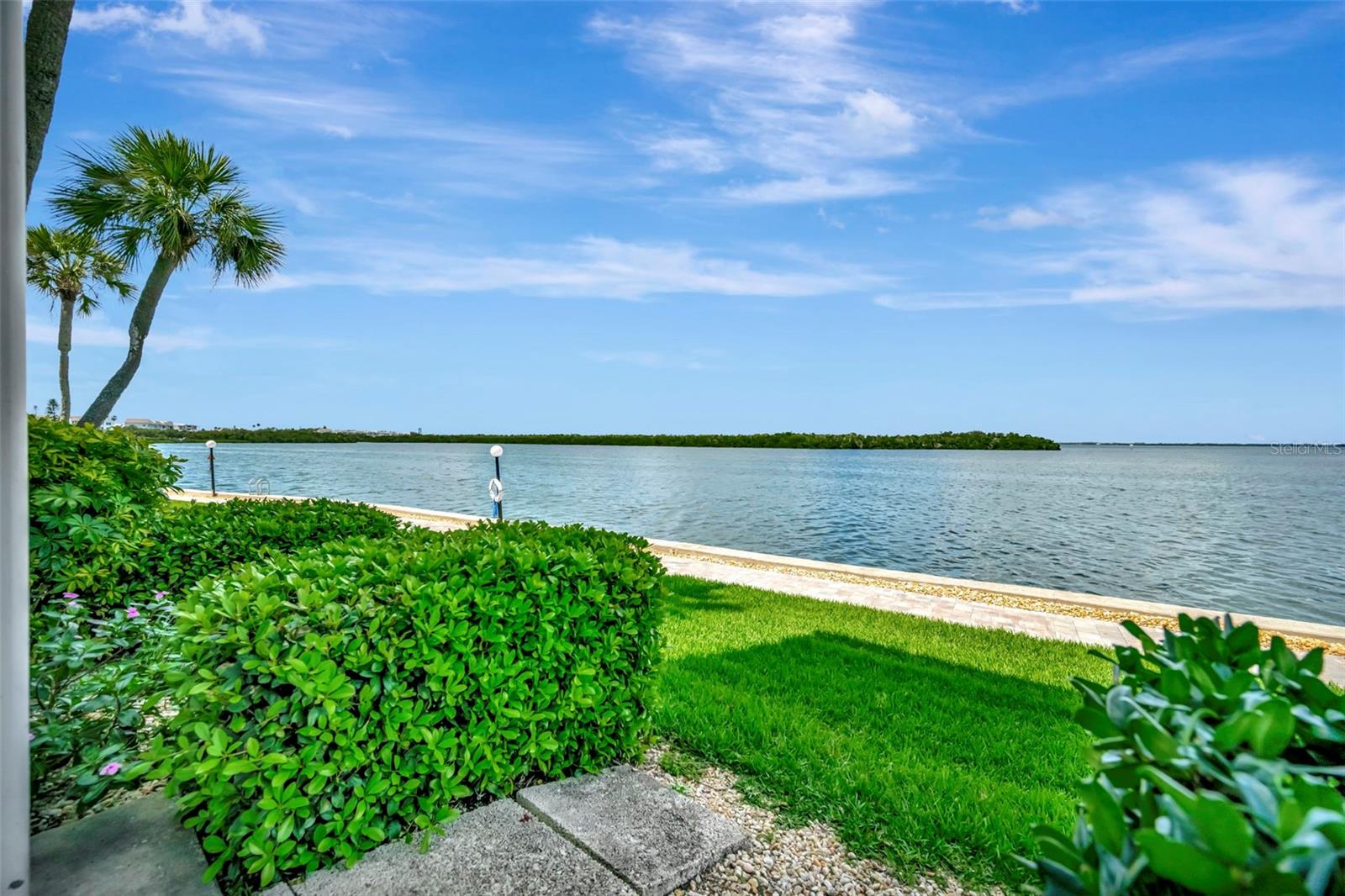 LONGBOAT HARBOUR - Residential