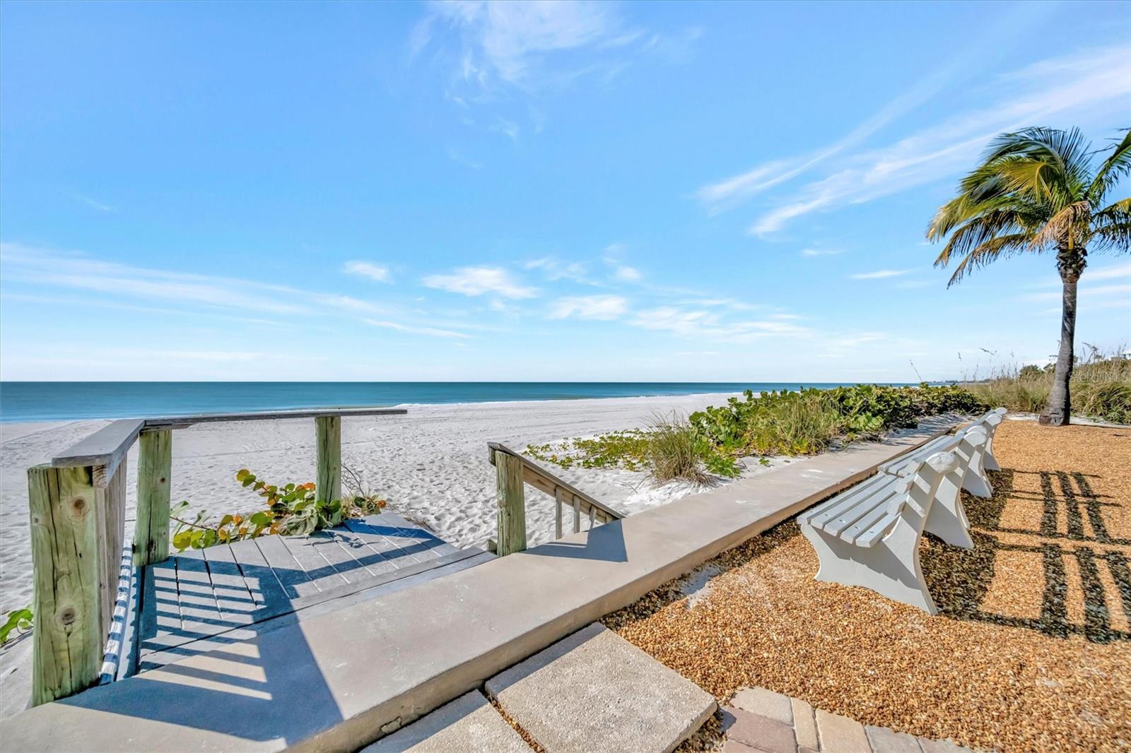 LONGBOAT HARBOUR - Residential
