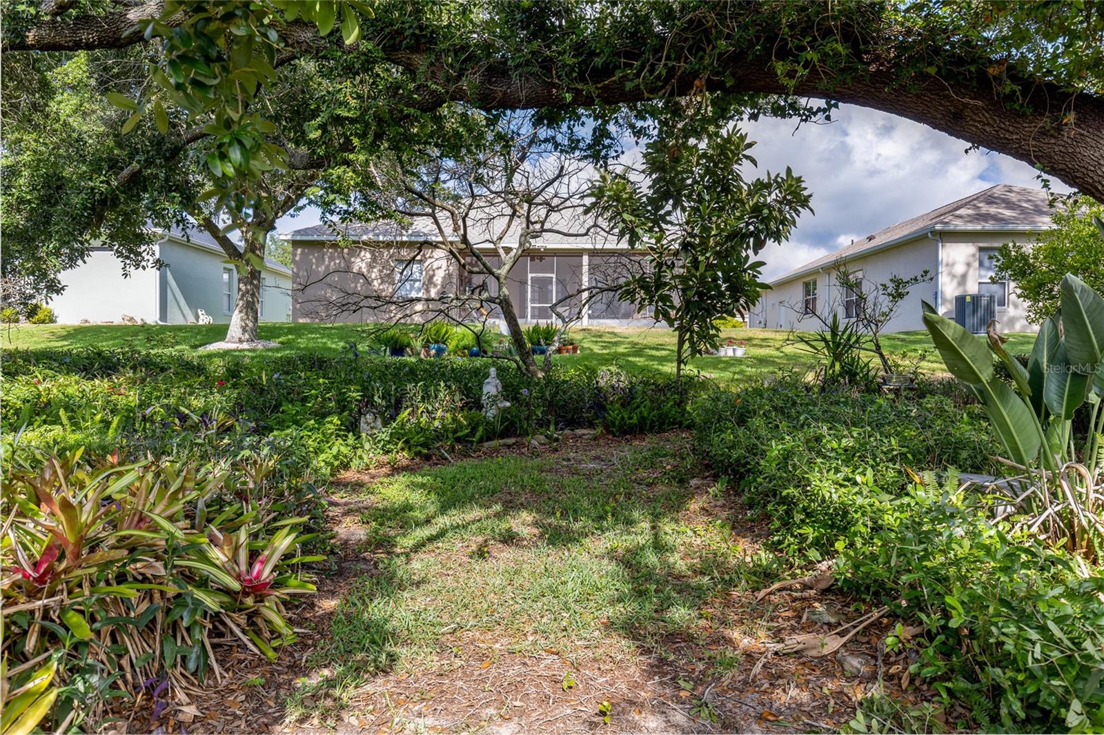 PLANTATION/LEESBURG LAUREL VLY - Residential