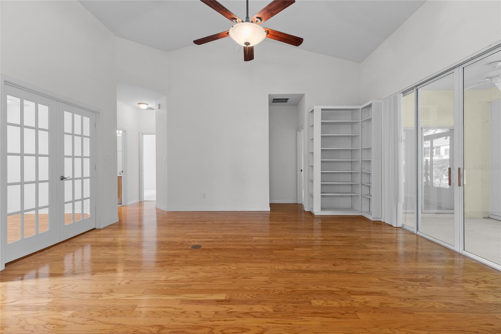 PLANTATION/LEESBURG LAUREL VLY - Residential