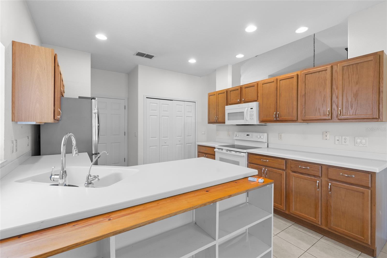PLANTATION/LEESBURG LAUREL VLY - Residential