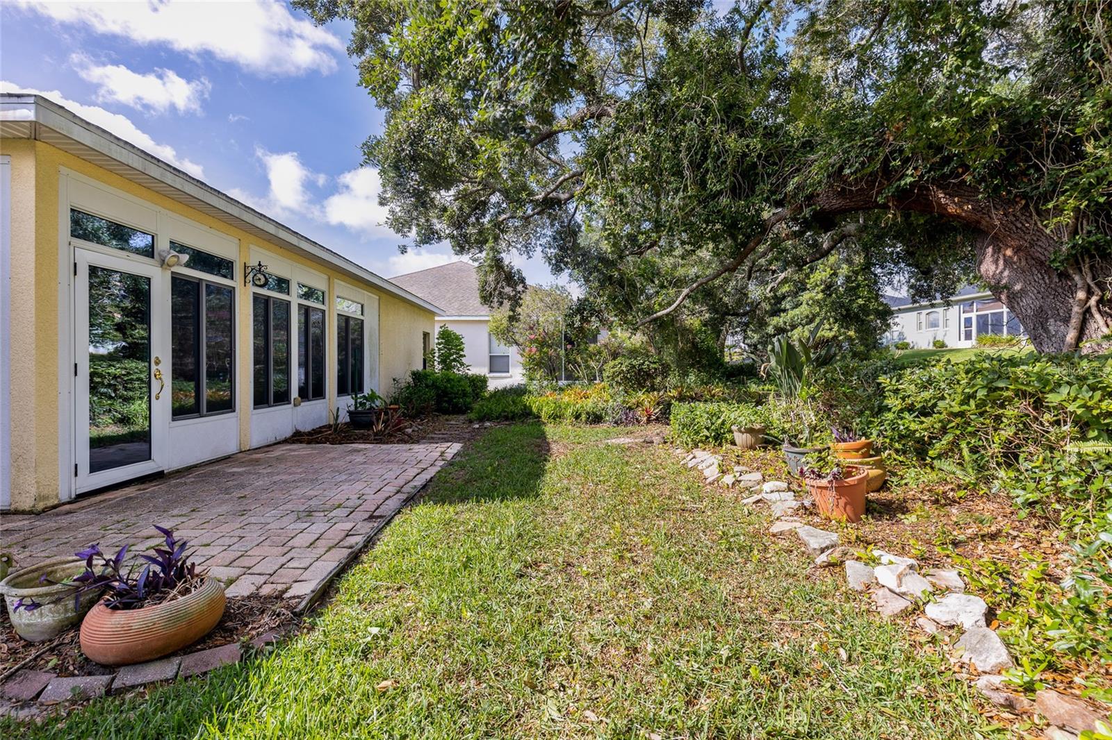 PLANTATION/LEESBURG LAUREL VLY - Residential