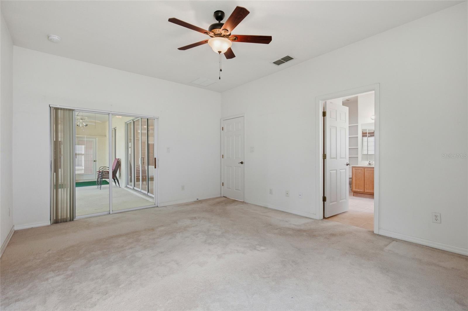PLANTATION/LEESBURG LAUREL VLY - Residential