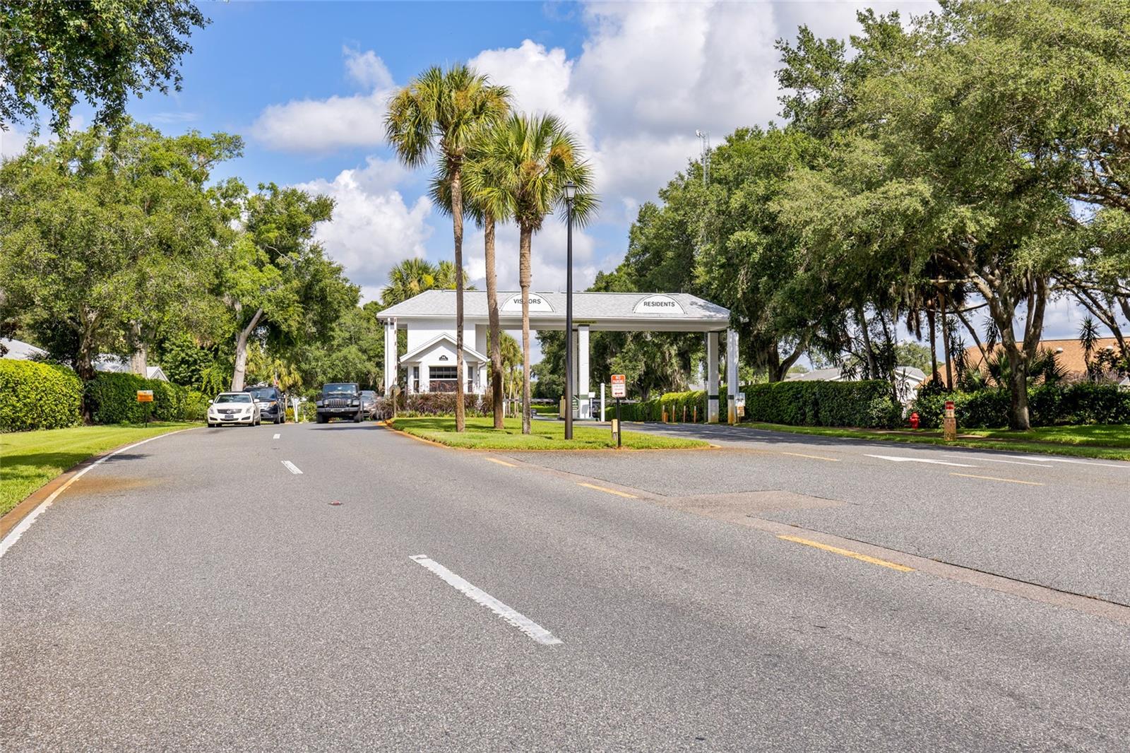 PLANTATION/LEESBURG LAUREL VLY - Residential