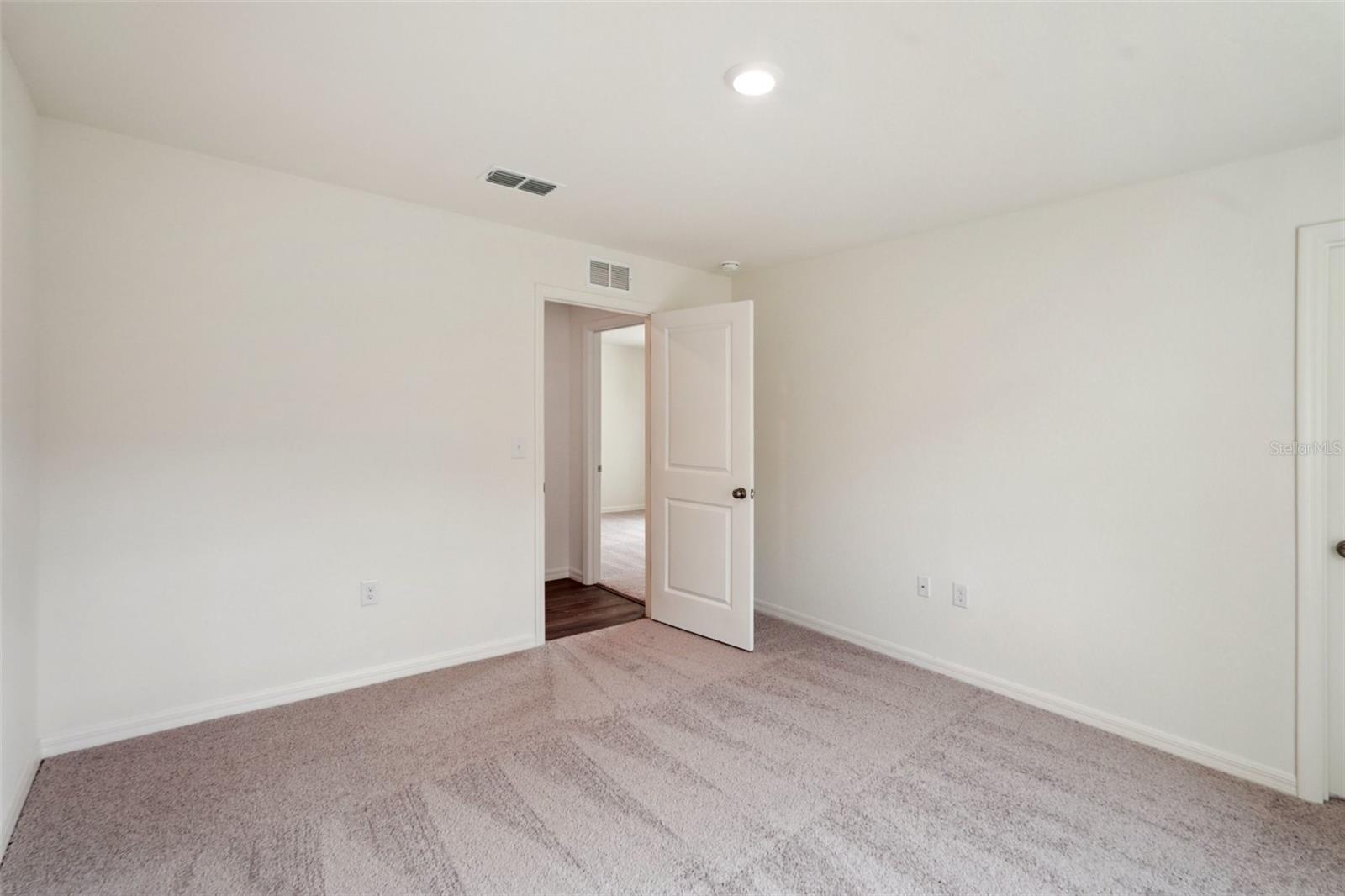 ROYAL HIGHLANDS UNIT 7 - Residential